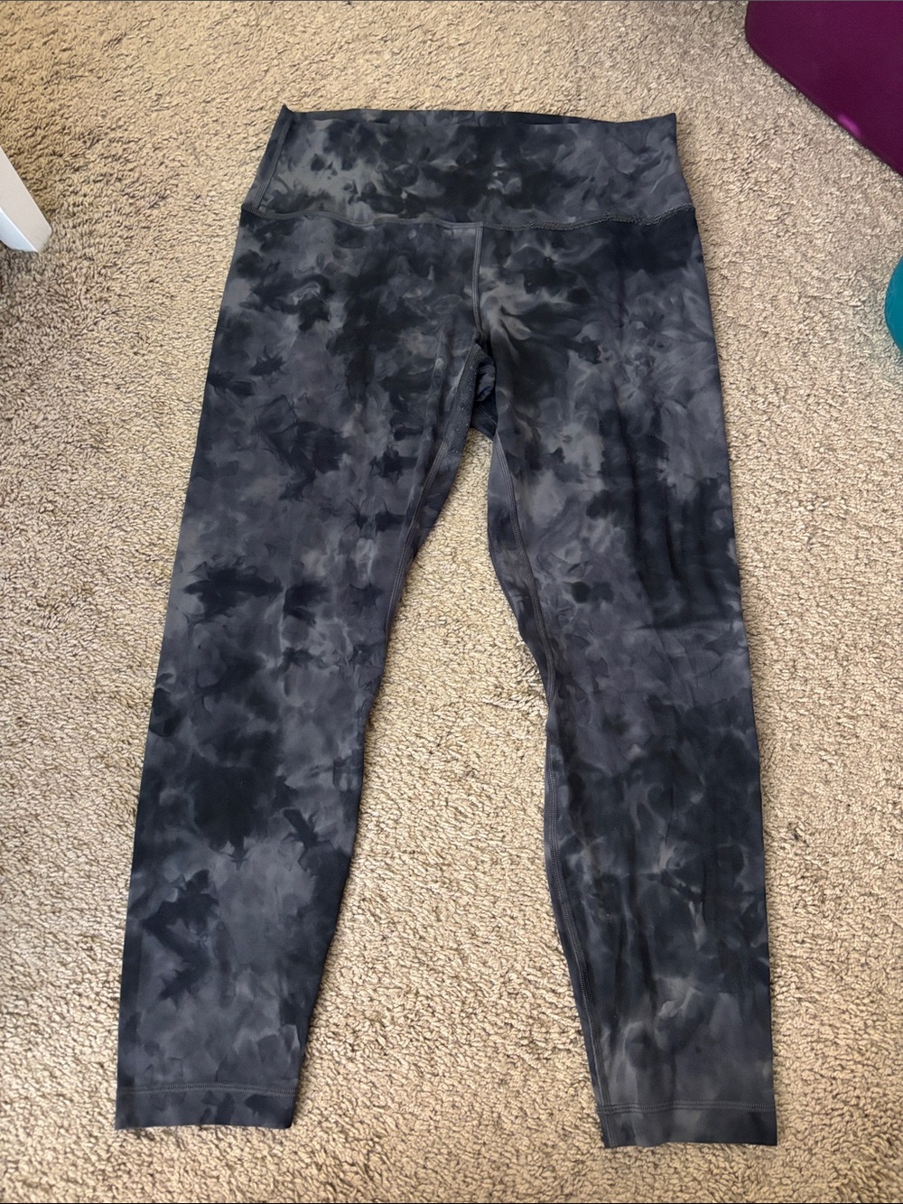 Lululemon Diamond Dye Active Leggings- Size 12. Open to offers!
